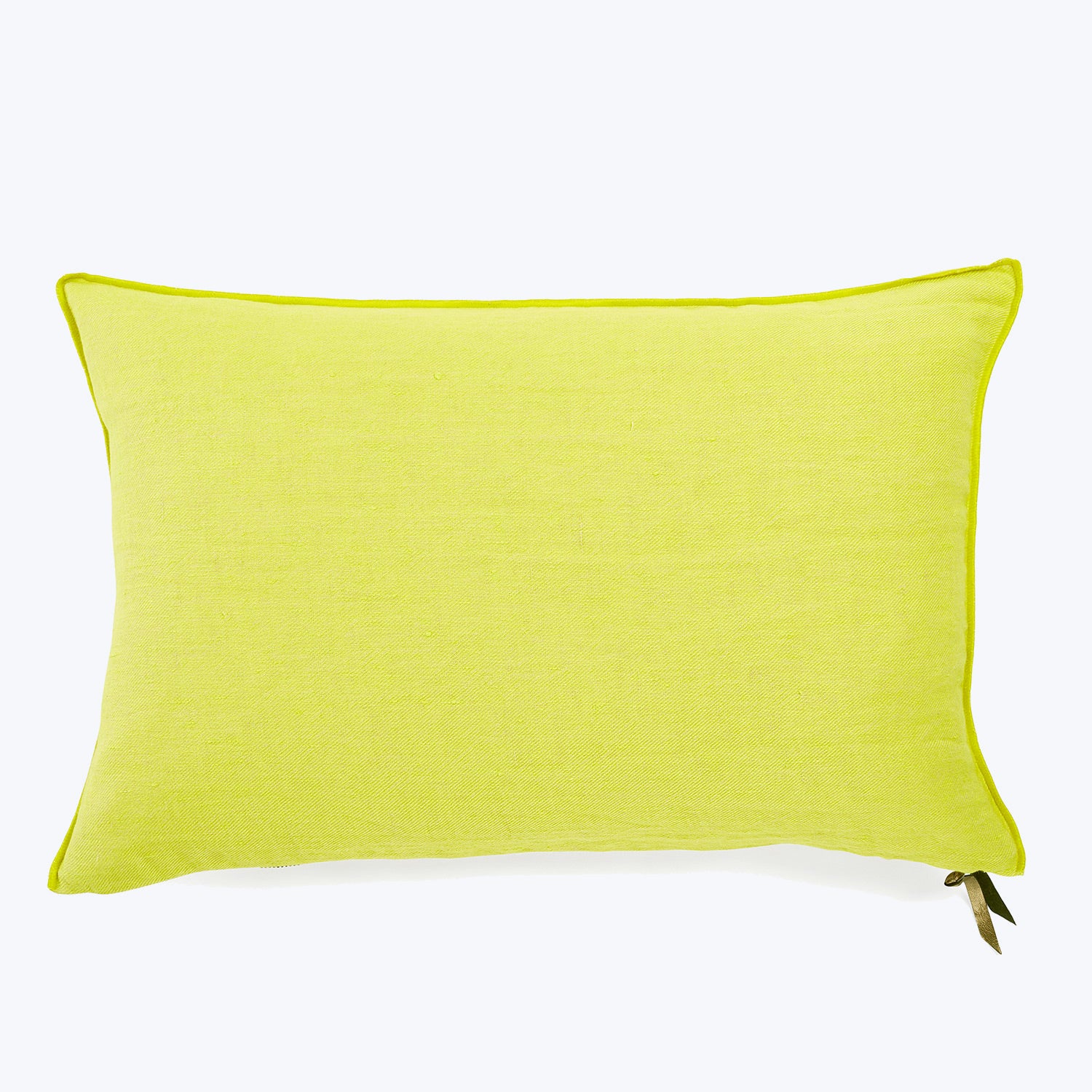 washed-linen-pillow